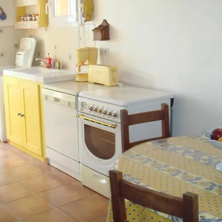 La Pignada, Confort, Au Calme Et Au 4 Personnes A - Herault *