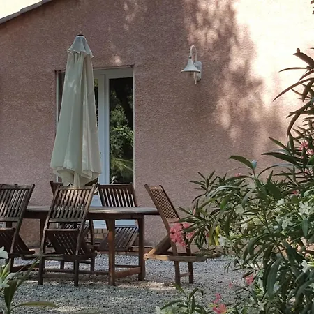 度假居 La Pignada, Confort, Au Calme Et Au 4 Personnes A - Herault